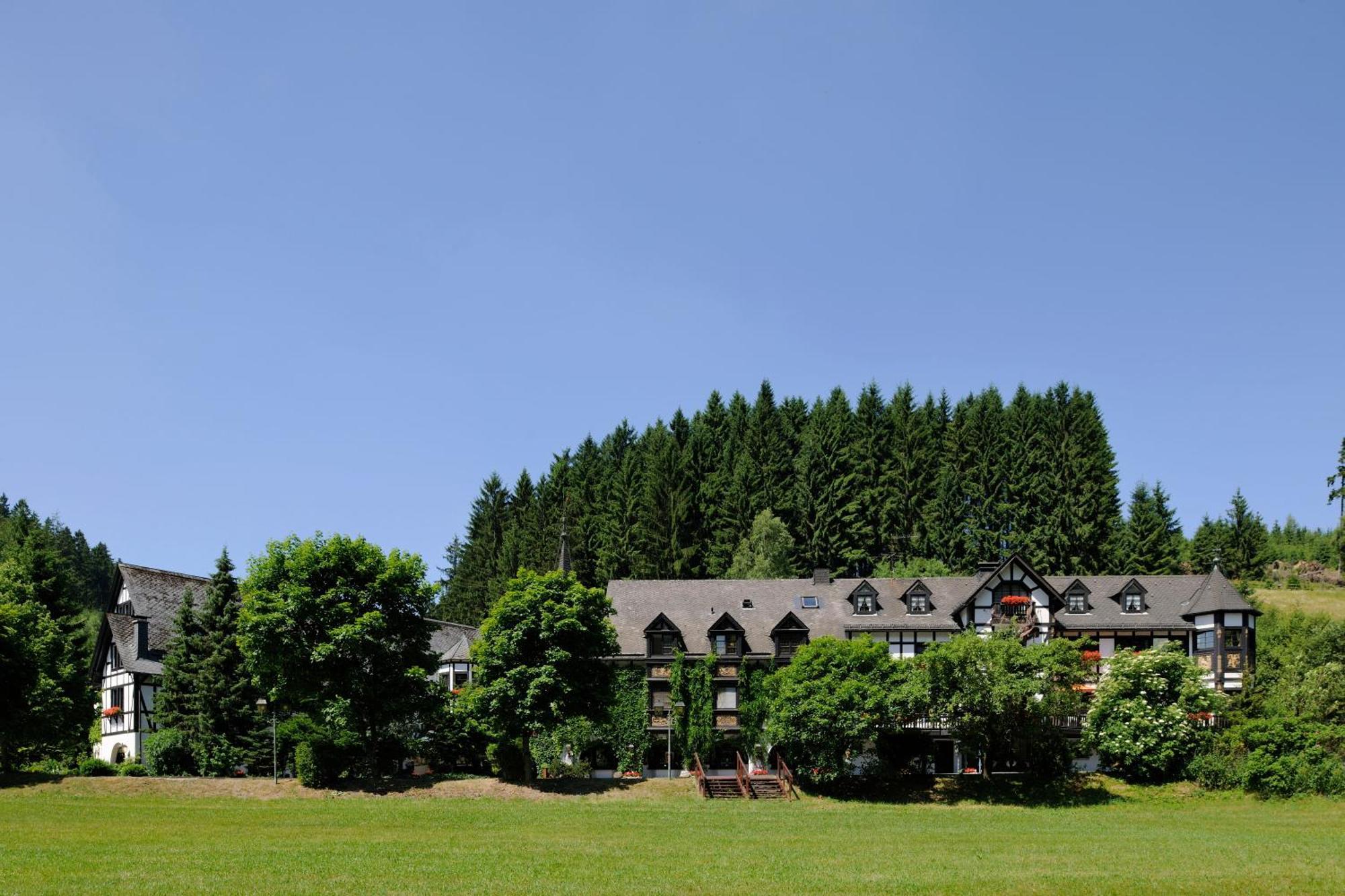 Relais&Châteaux Jagdhof Glashütte Bad Laasphe Exterior foto